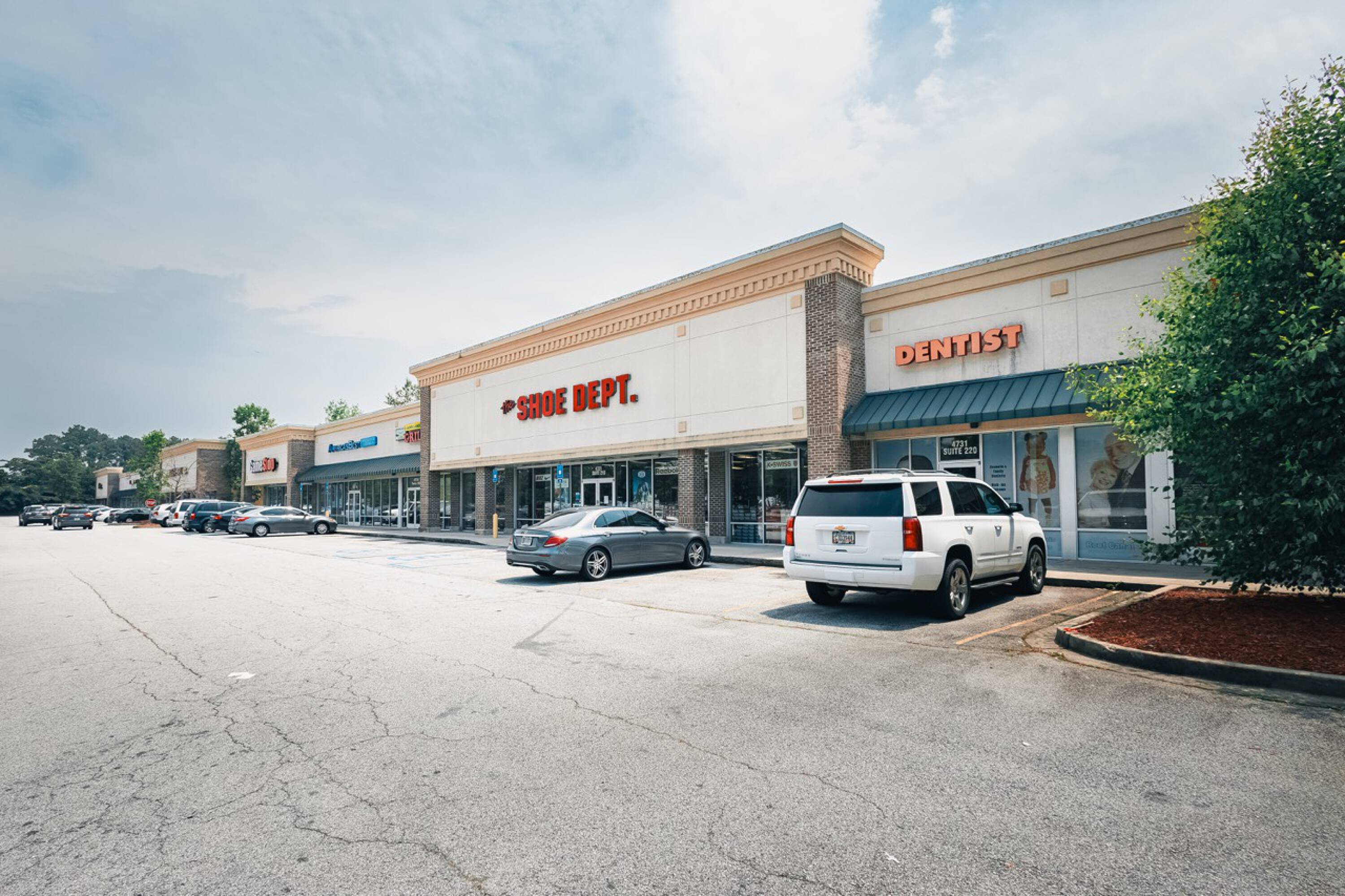 4733 Jonesboro Rd, Union City, GA 30291