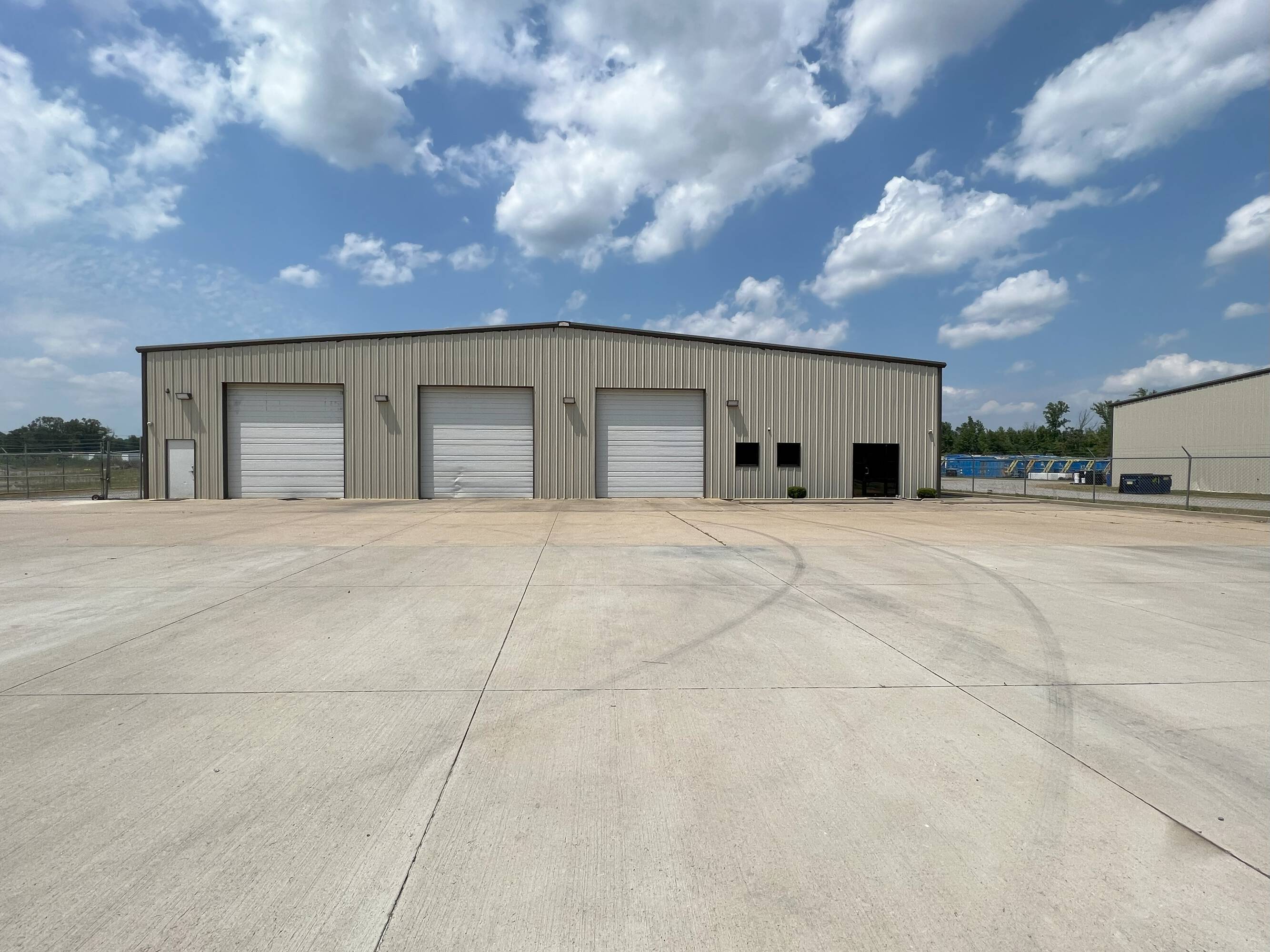 1566 W Searcy St, Kensett, AR 72082