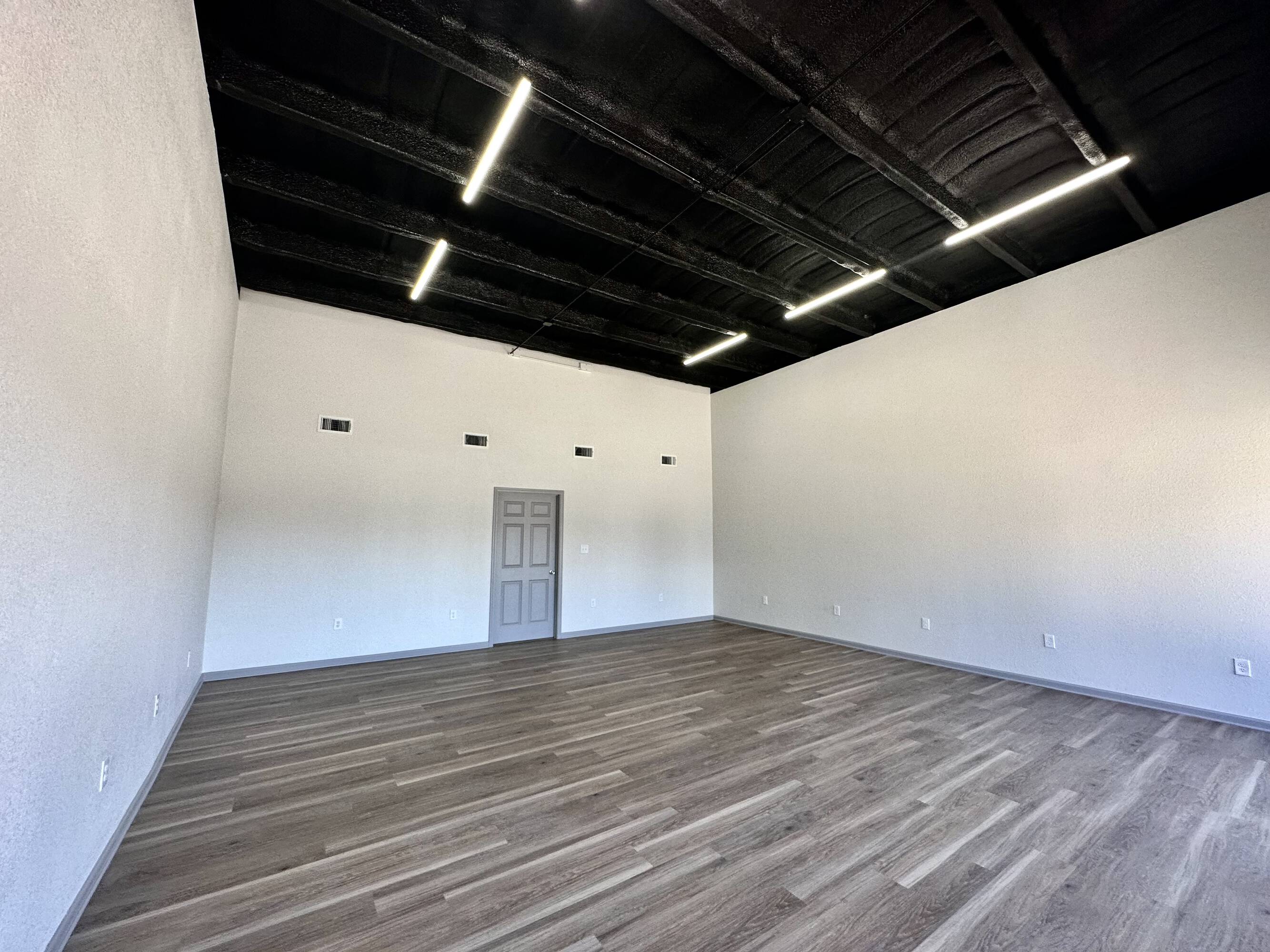 112 Main St, Quitaque, TX 79255