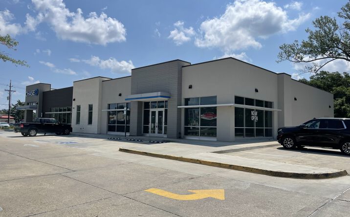 Pictures of Retail property located at 9031 Siegen Ln, Baton Rouge, LA 70810 for lease - image #1