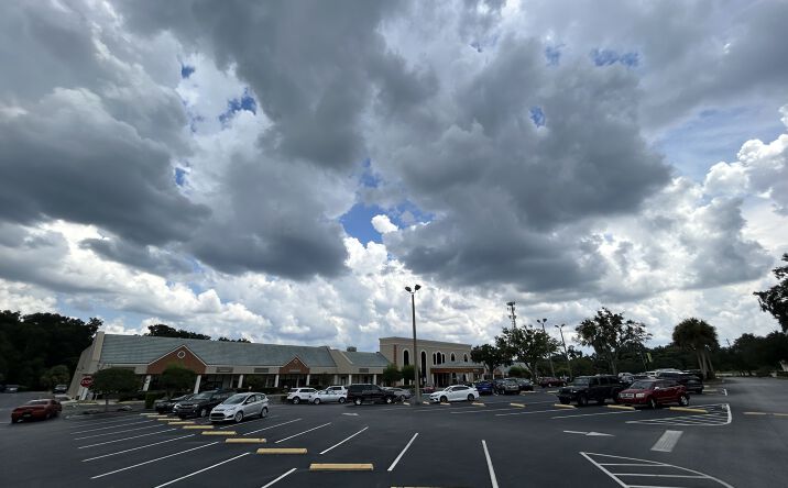 Pictures of Office property located at 929 N Spring Garden Ave, DeLand, FL 32720 for lease - image #1