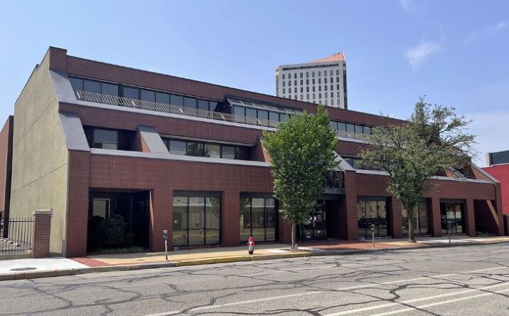 Pictures of Office property located at 225 N Market St, Wichita, KS 67202 for lease - image #1