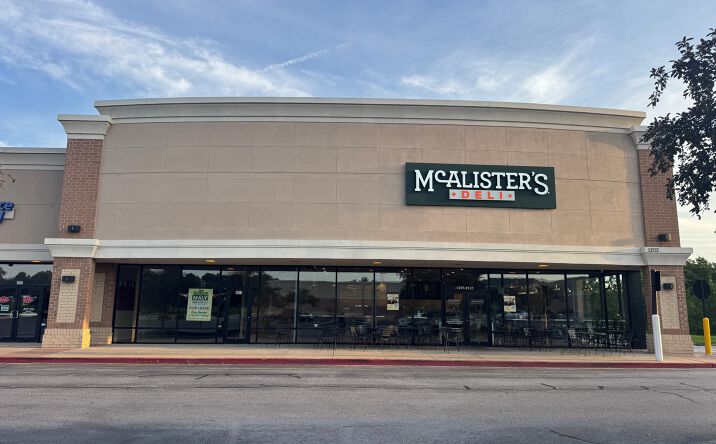 Pictures of Retail property located at 1205 Grindstone Pkwy, Columbia, MO 65201 for lease - image #1