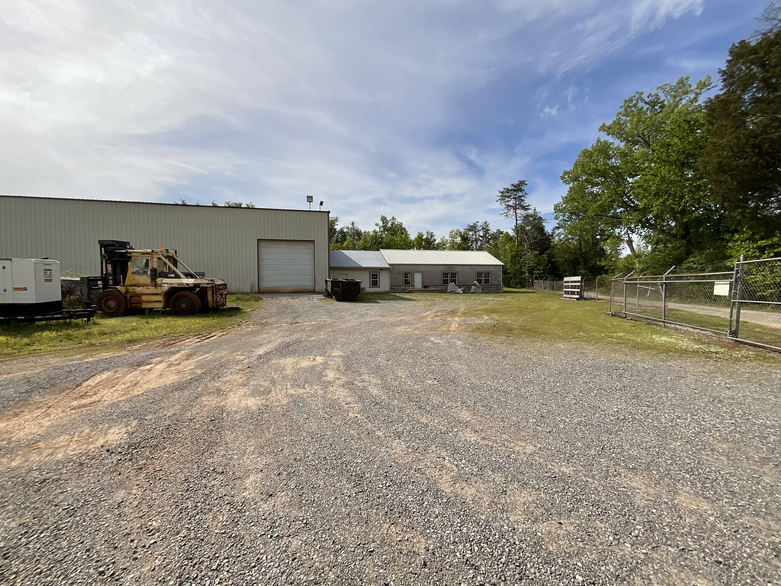 428 Endsley Quarry Ln, Friendsville, TN 37737