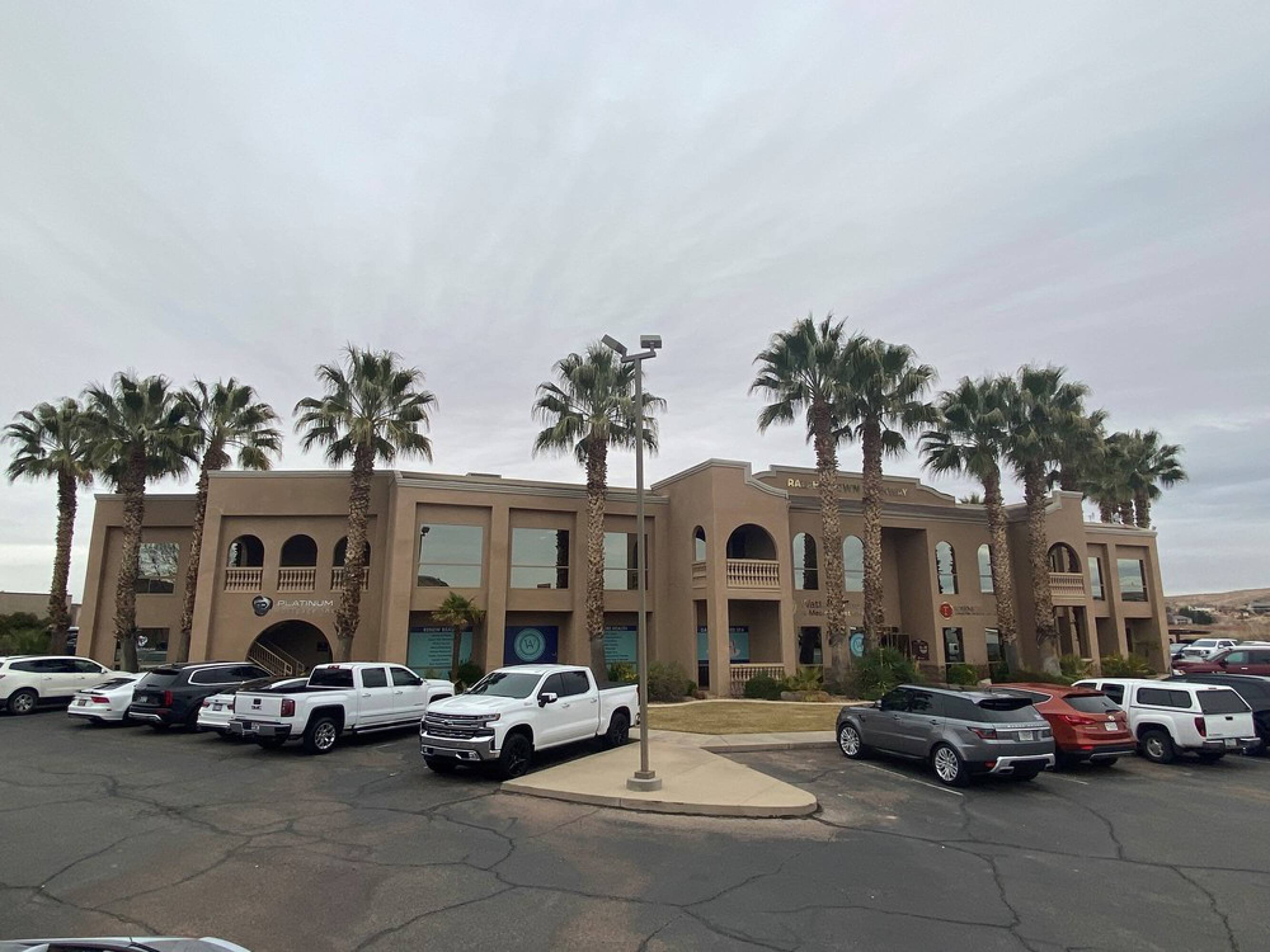 352 E Riverside Dr, St. UT 84790