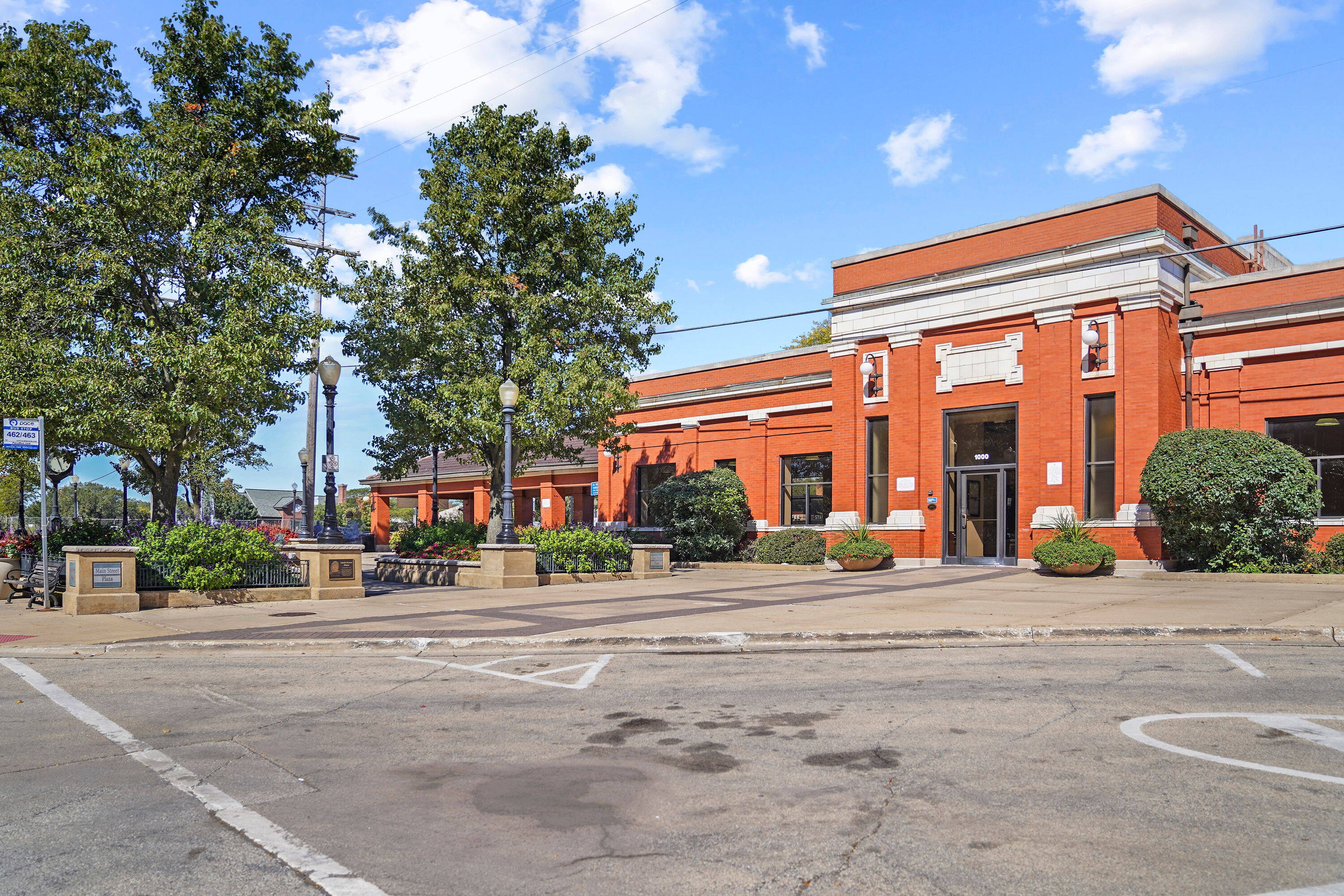 2700 Ogden Ave Downers Grove - l46l4uf