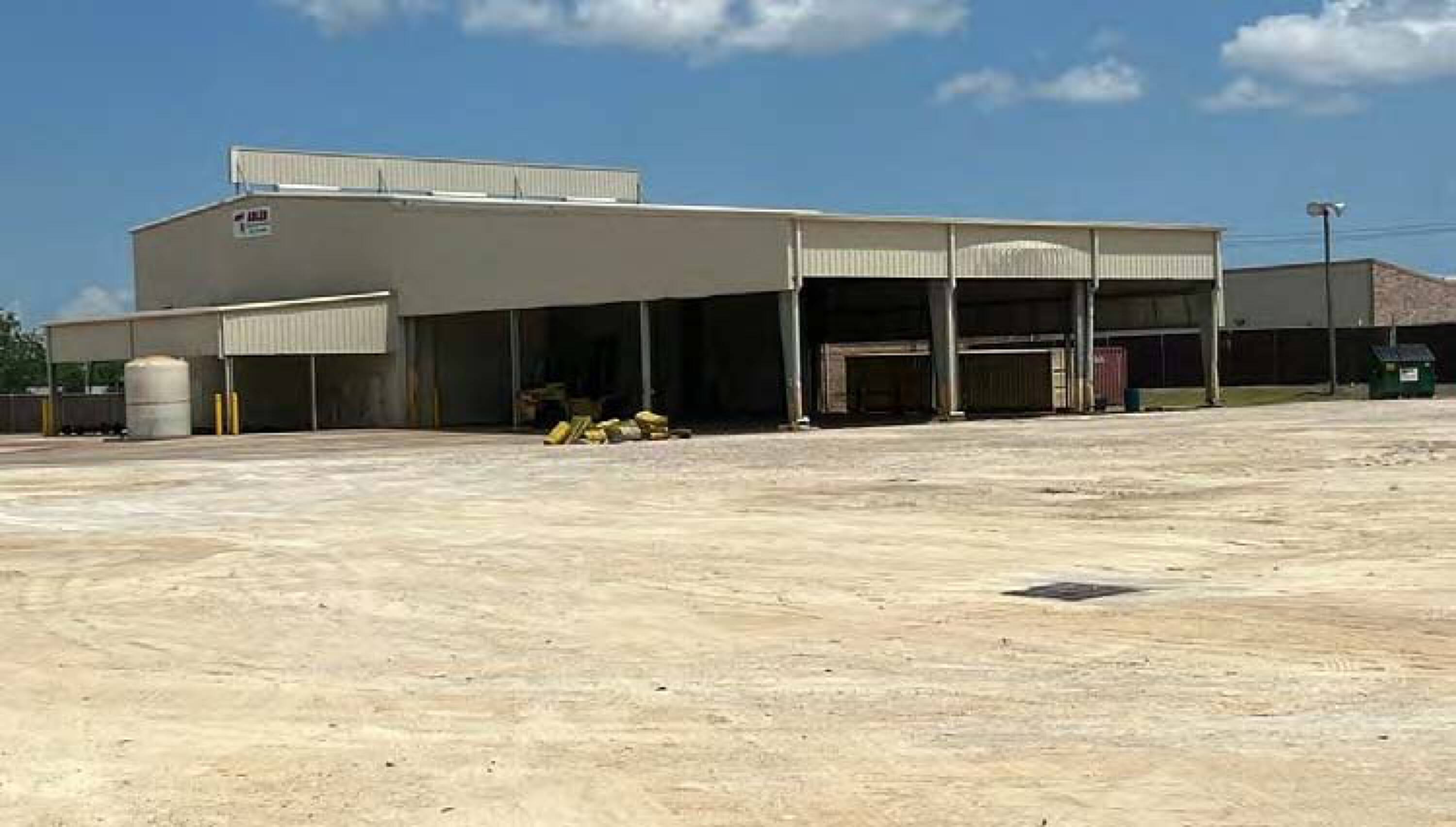 2751 Aaron St, Deer Park, TX 77536