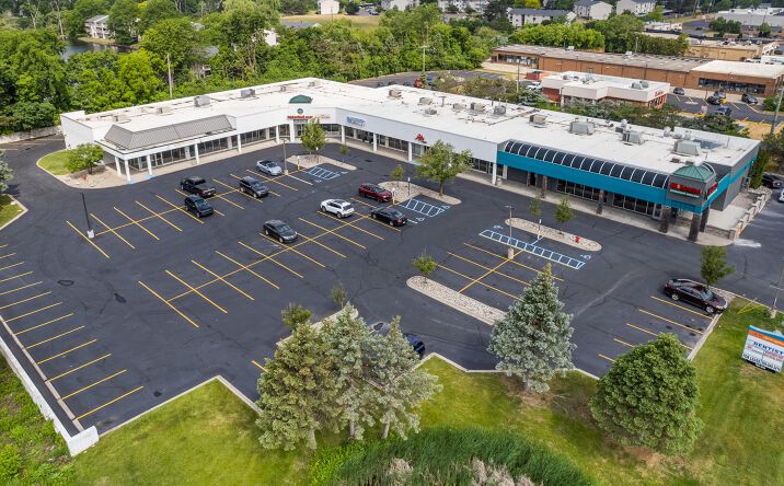Pictures of Retail property located at 780-820 S Lapeer Rd, Orion Township, MI 48362 for lease - image #1