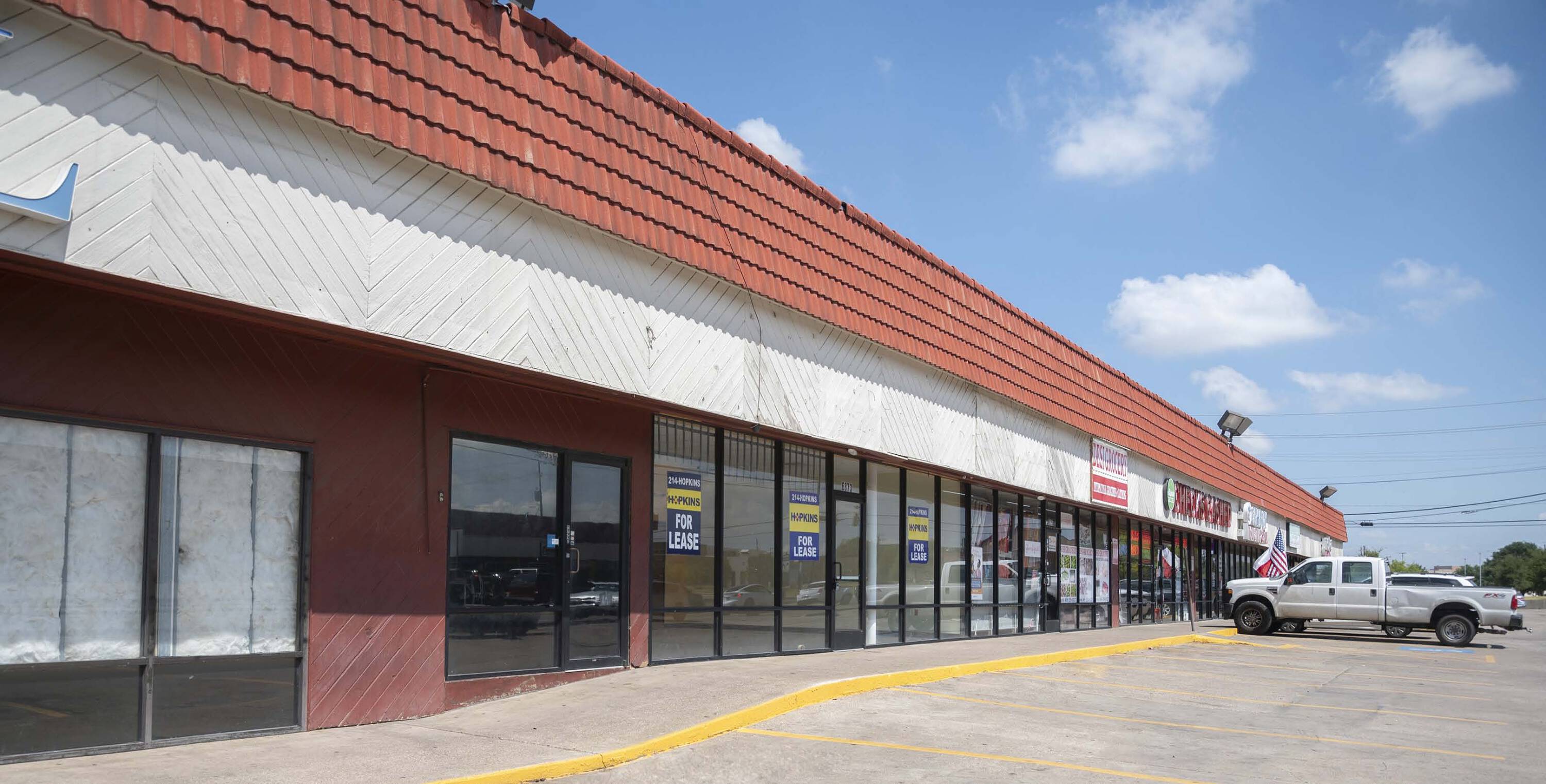 68666871 Shady Brook Ln, Dallas, TX 75231