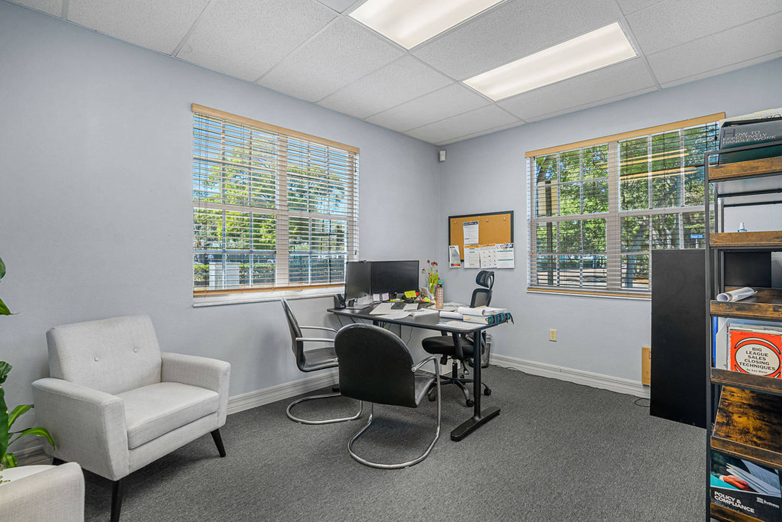 900 Drew St, Clearwater, FL 33755