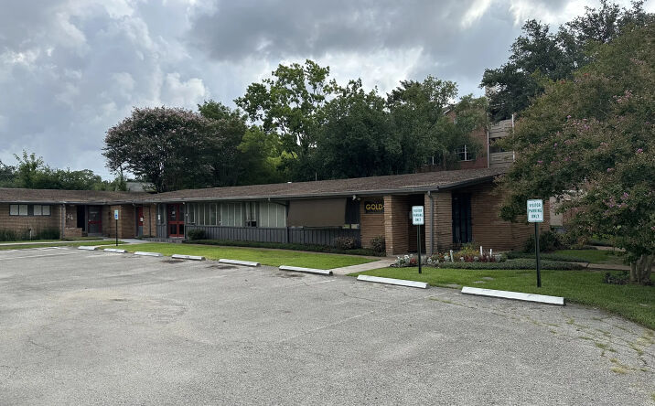 Pictures of Office property located at 2120 Welch St, Houston, TX 77019 for lease - image #1