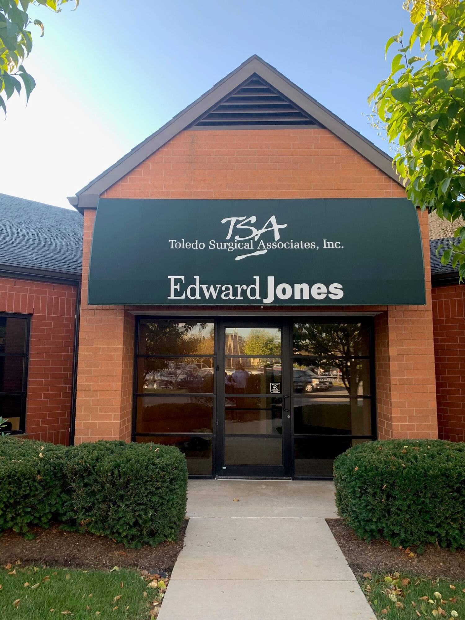 4646 Nantuckett Dr, Toledo, OH 43623