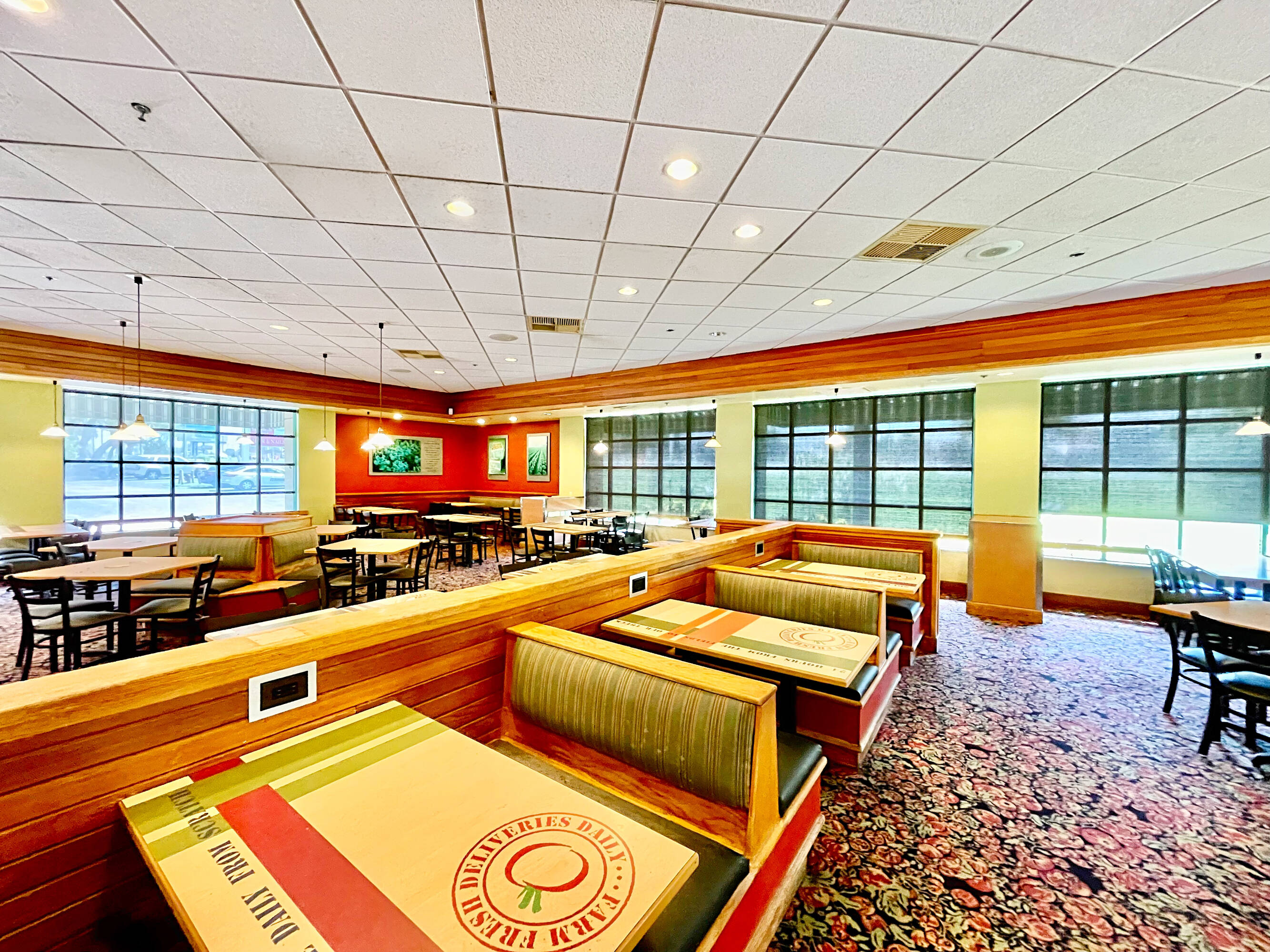 31151 US Hwy 19 N, Palm Harbor, FL 34684