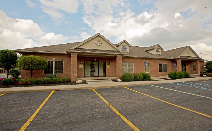 Pictures of Office property located at 2750 Centennial Rd, Toledo, OH 43617 for lease - image #1