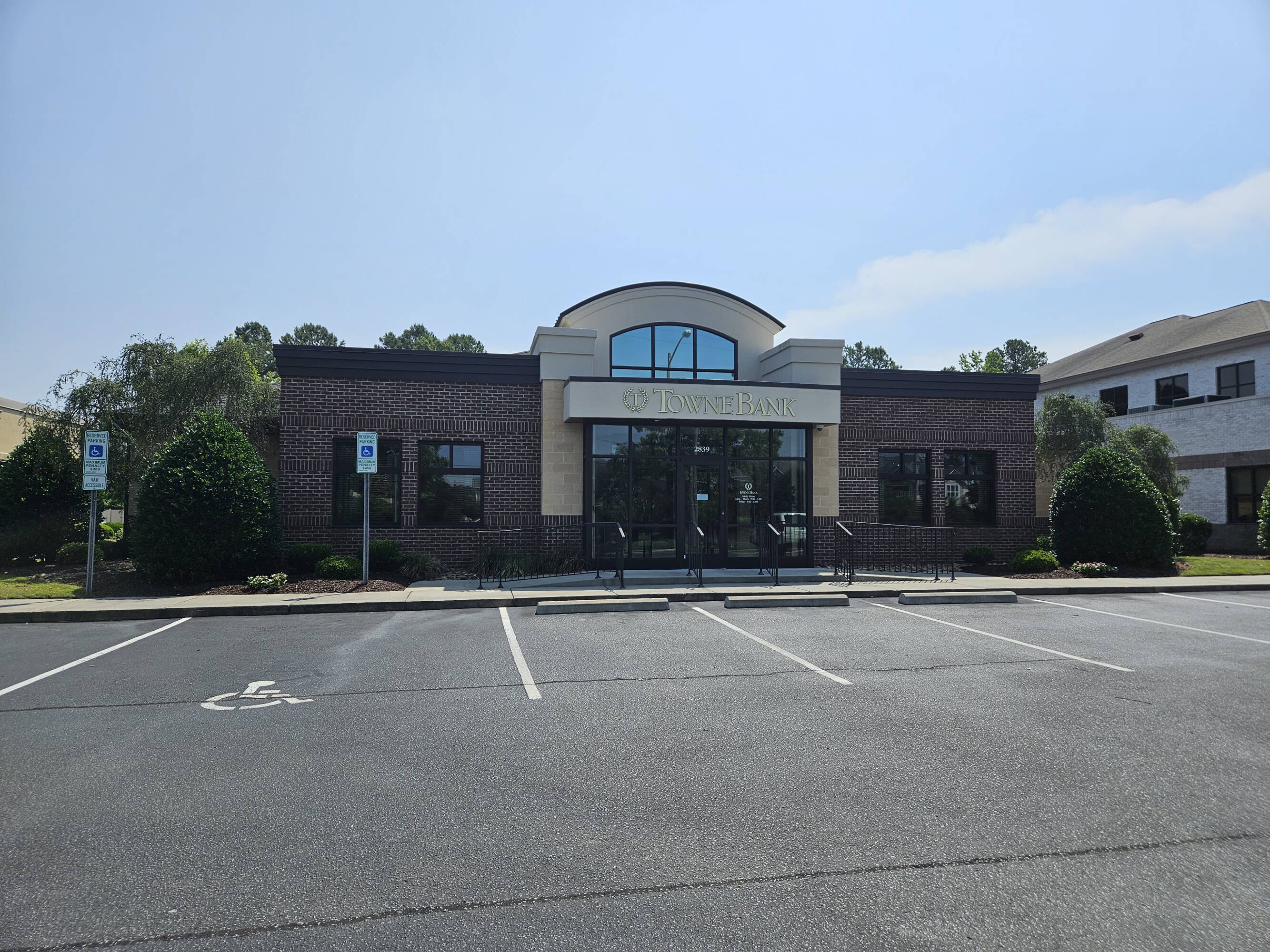 2839 Charles Blvd, Greenville, NC 27858