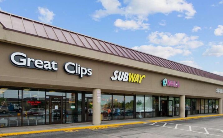 Pictures of Retail property located at 11627 Fox Rd, Indianapolis, IN 46236 for lease - image #1