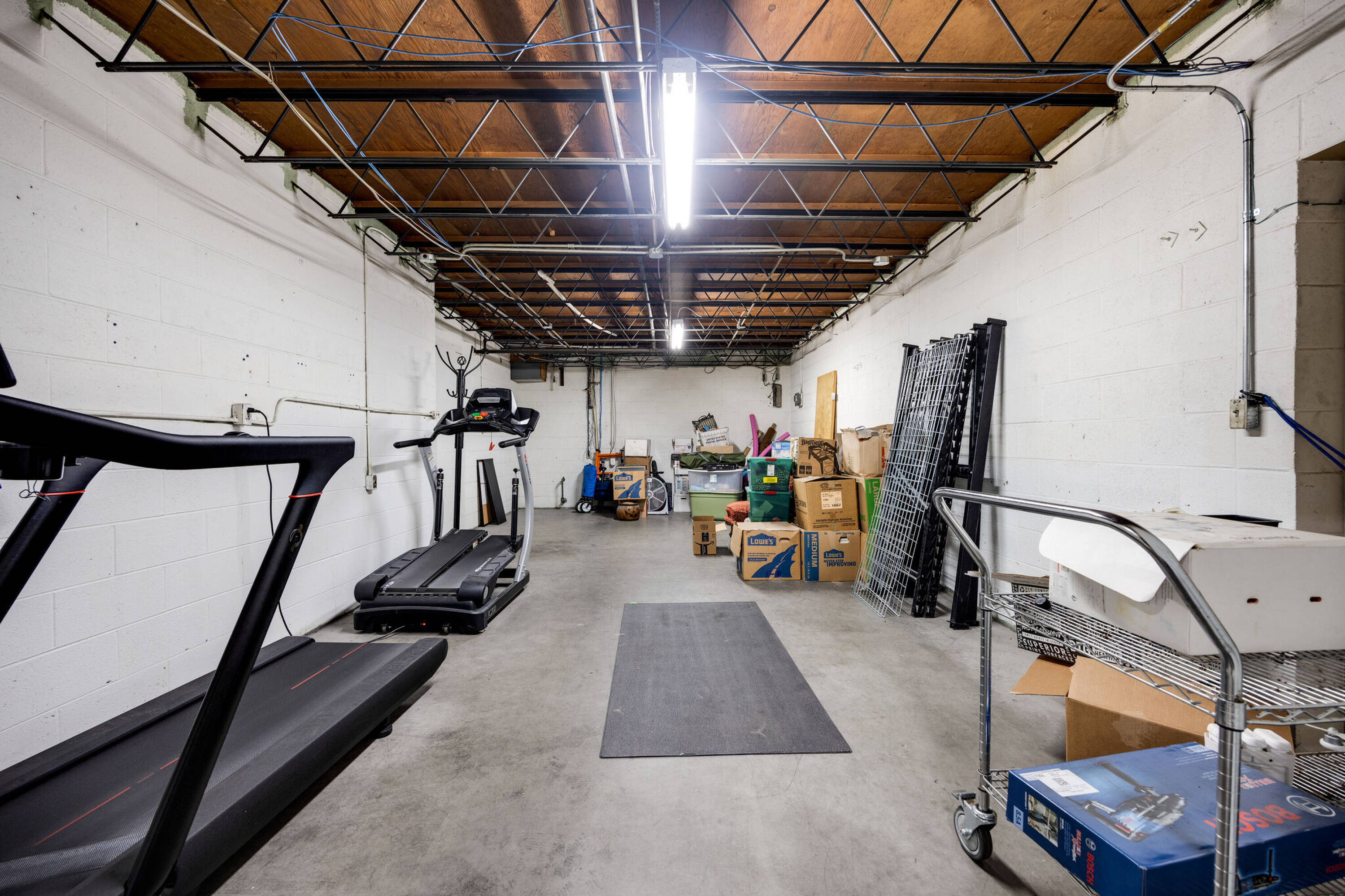 2431032