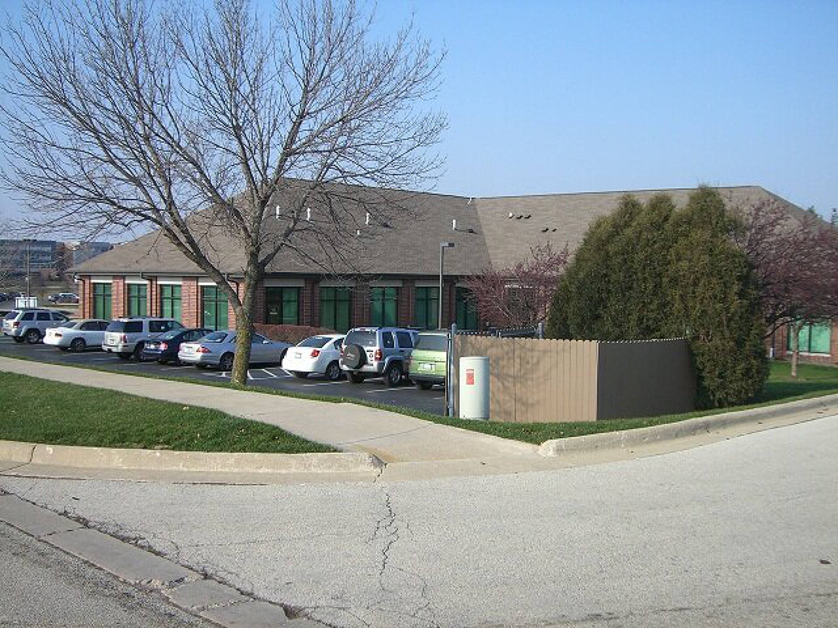 2835 McFarland Rd, Rockford, IL 61114