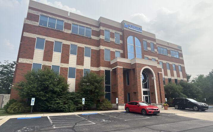 Pictures of Office property located at 755 White Pond Dr, Akron, OH 44320 for sales - image #1