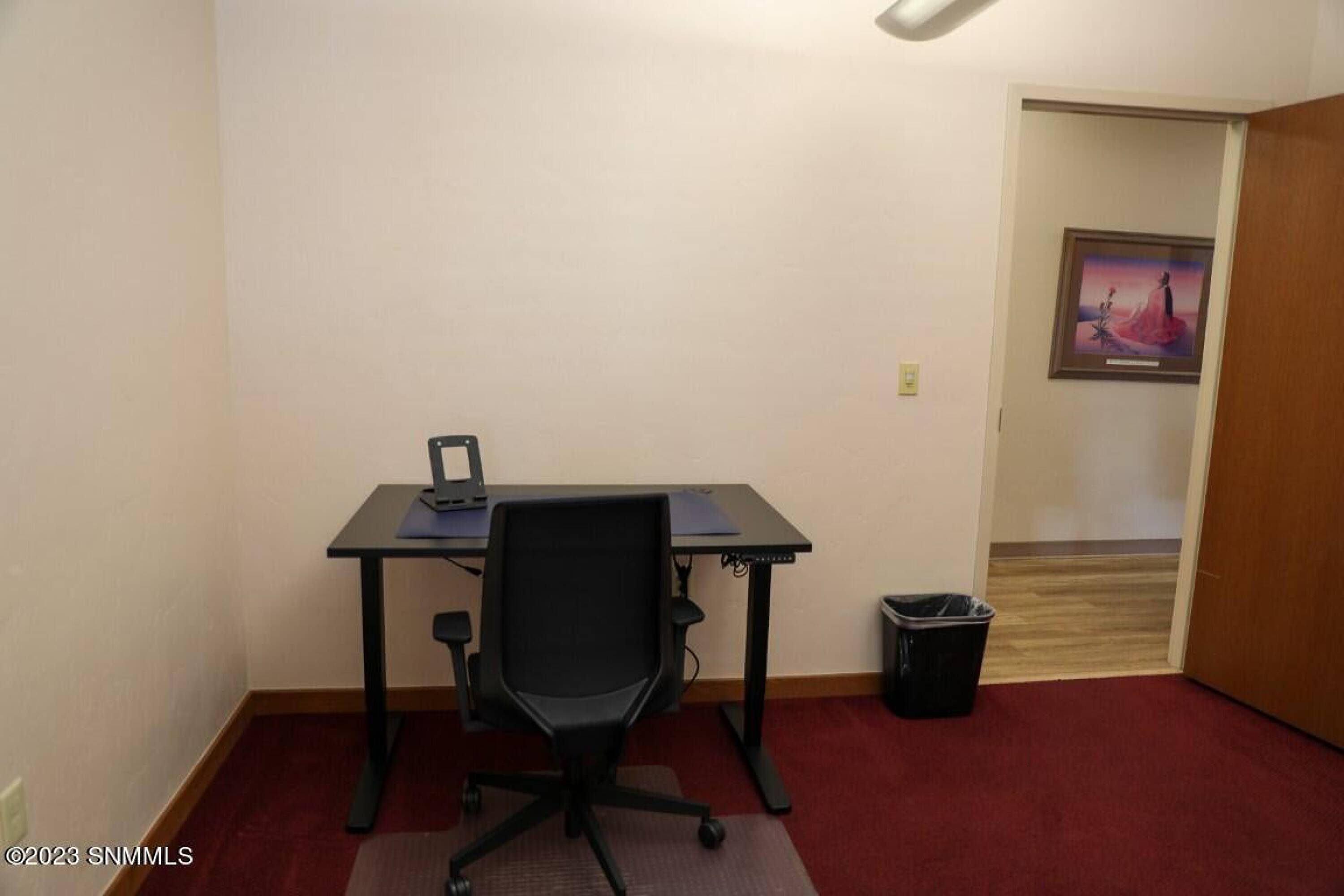 141 Roadrunner Pkwy, Las Cruces, NM 88011