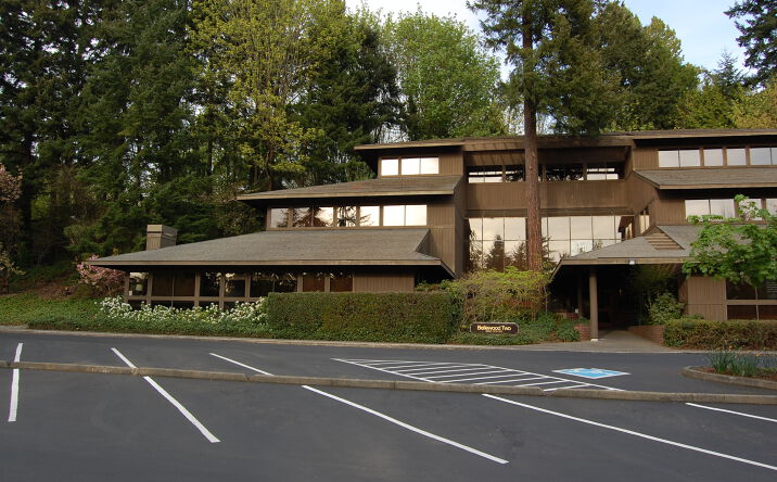 Pictures of Office property located at 2025 112th Ave NE, Bellevue, WA 98004 for lease - image #1