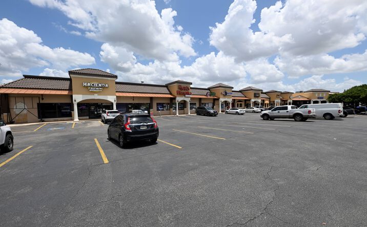 Pictures of Retail, Office property located at 437 McCarty Rd, San Antonio, TX 78216 for lease - image #1