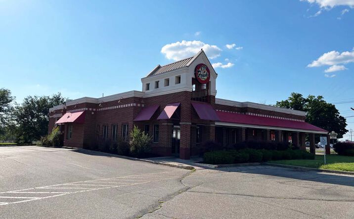 Pictures of Retail, Restaurant property located at 2949 Dixie Hwy, Hamilton, OH 45015 for lease - image #1