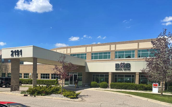 Pictures of Office property located at 2191 South Blvd, Auburn Hills, MI 48326 for lease - image #1