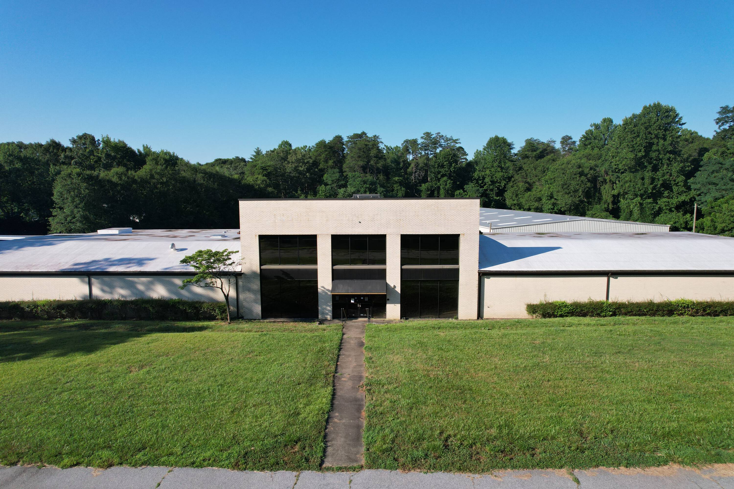 929 Chick Springs Rd, Taylors, SC 29687