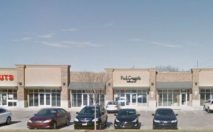 Pictures of Retail property located at 7101 NW 150th St, Oklahoma City, OK 73142 for lease - image #1