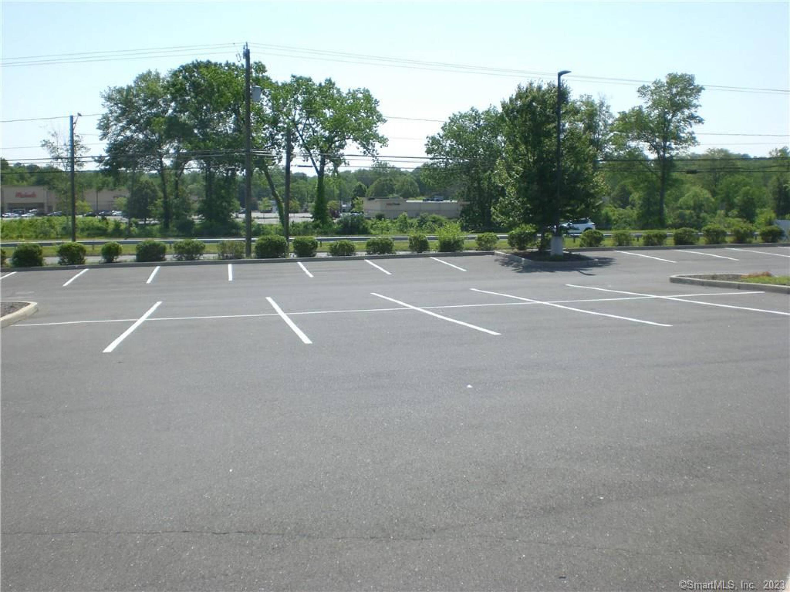 196 Berlin Turnpike, Berlin, CT 06037