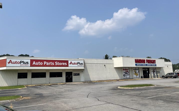 Pictures of Retail property located at 904 Decatur Pike, Athens, TN 37303 for lease - image #1