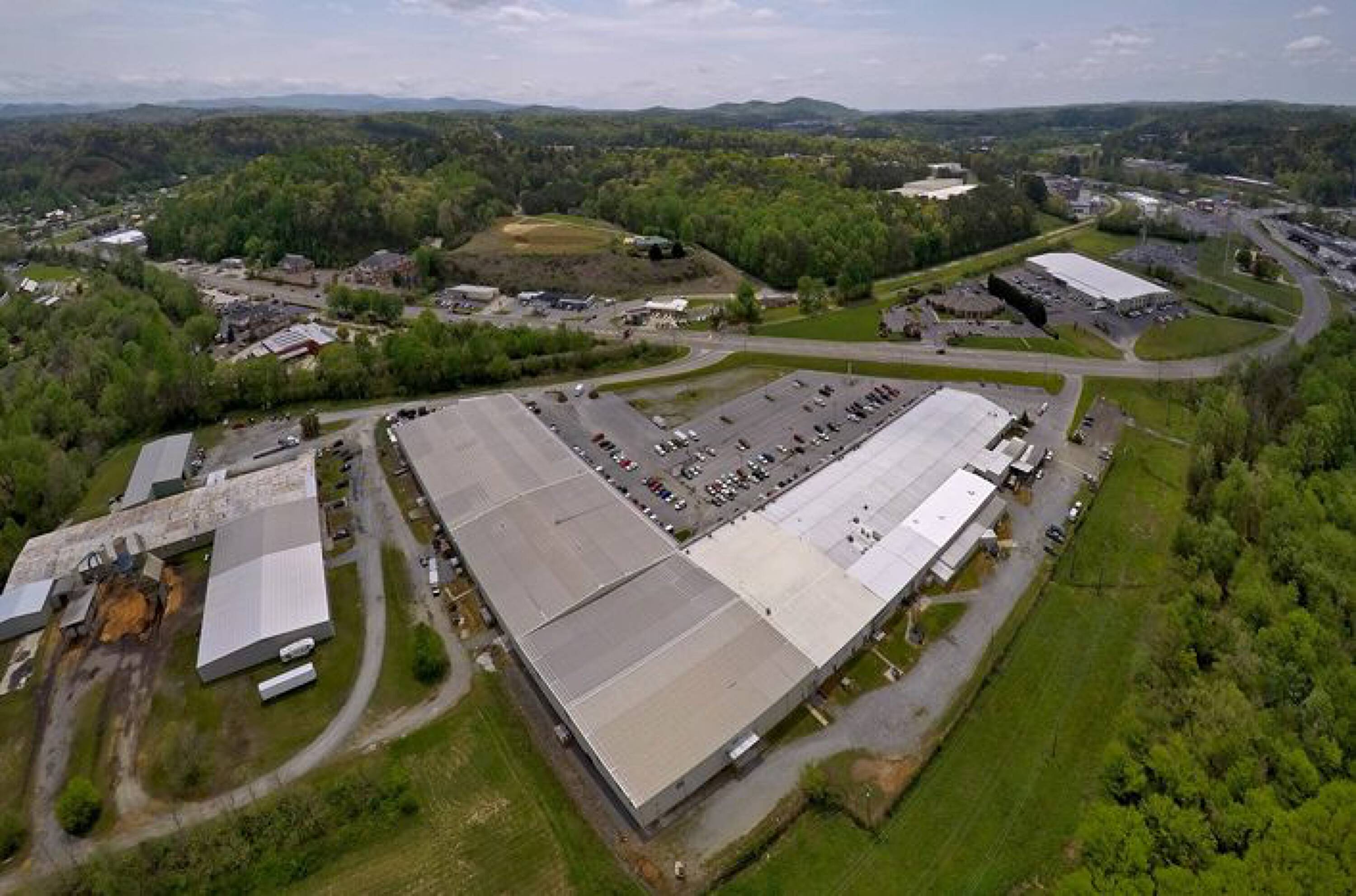 449 Industrial Blvd, Ellijay, GA 30540 Retail Space for Lease 449