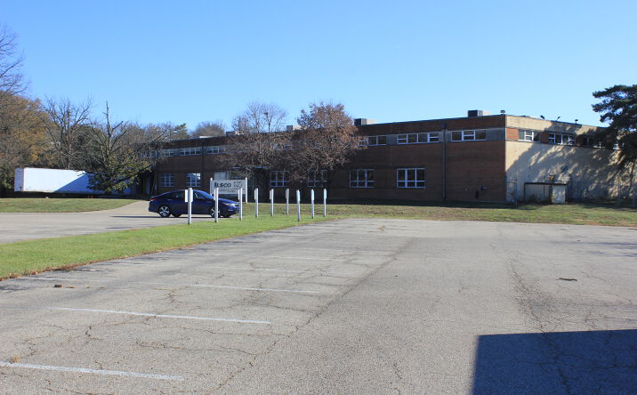 Pictures of Industrial property located at 4730 Madison Rd, Cincinnati, OH 45227 for lease - image #1