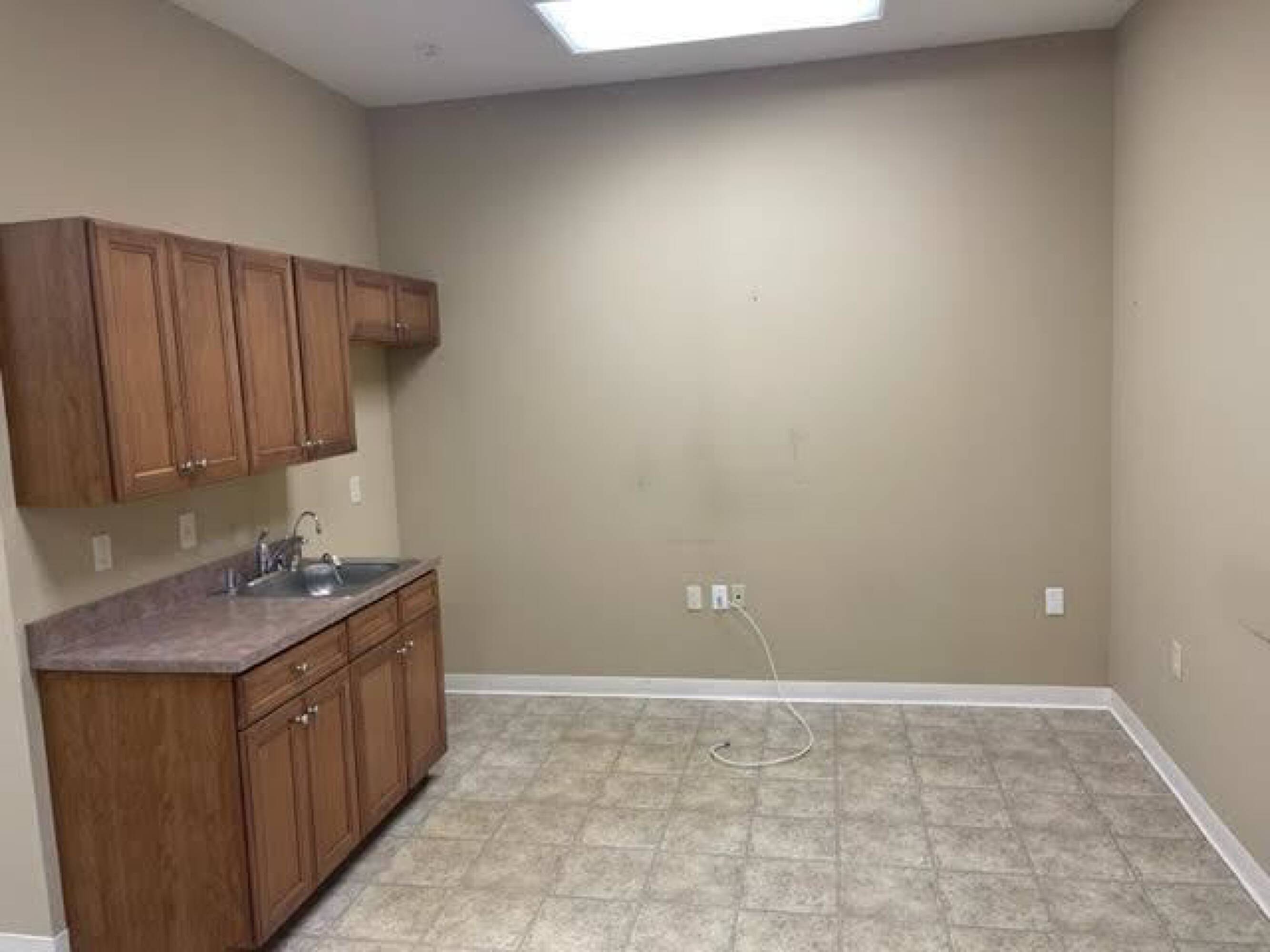 2940 Glendale Milford Rd, Cincinnati, OH 45241