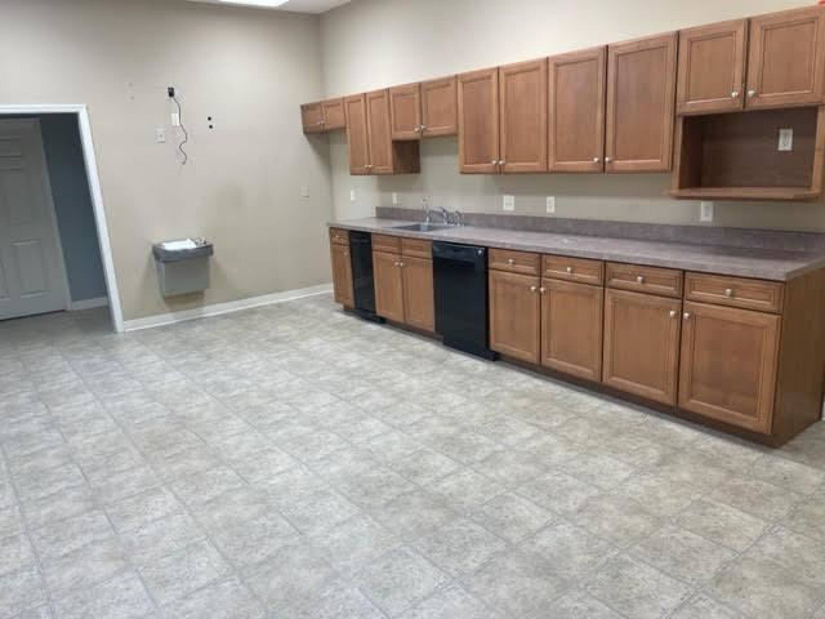 2940 Glendale Milford Rd, Cincinnati, OH 45241