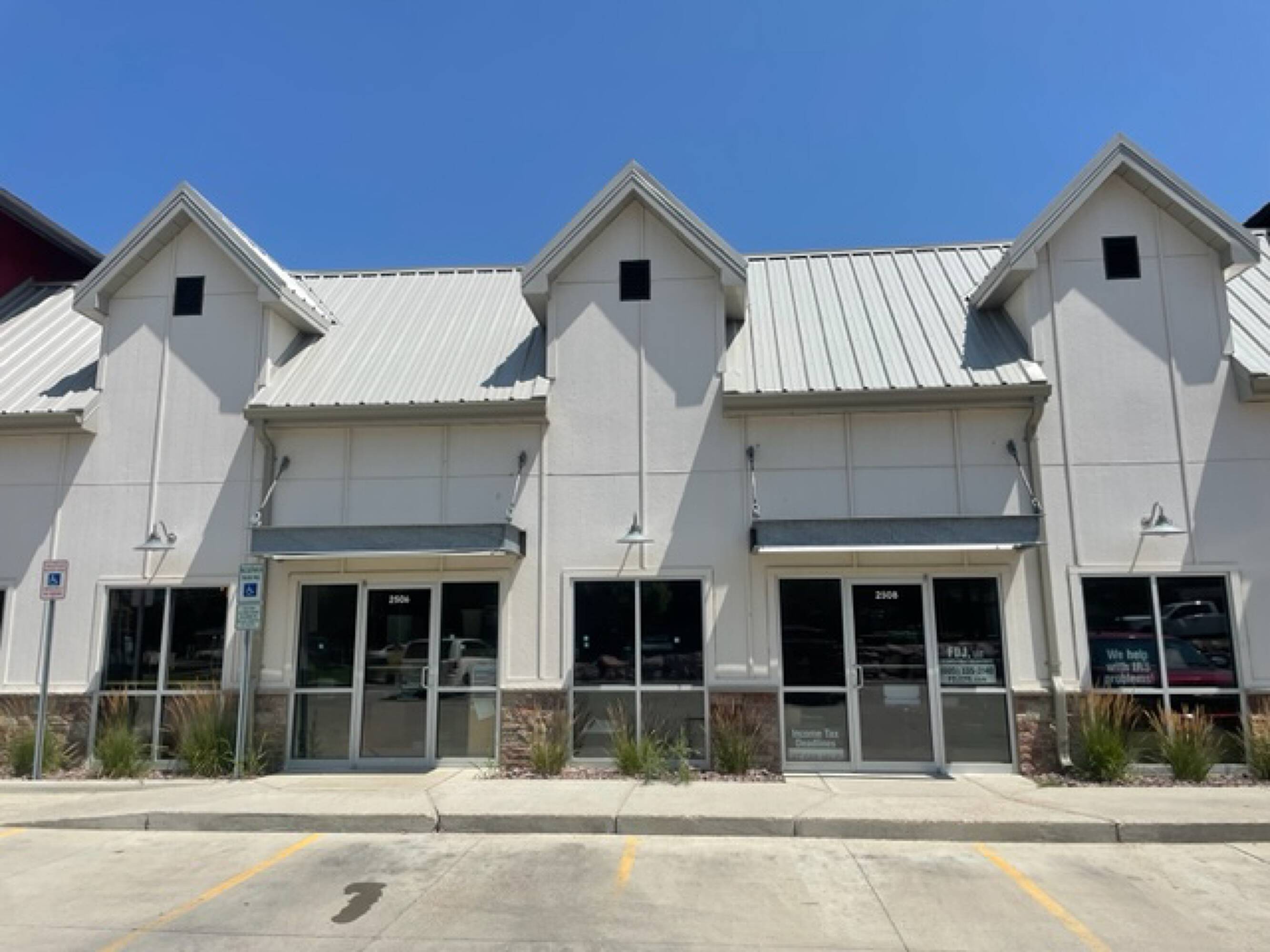 2510 S Marion Rd, Sioux Falls, SD 57106