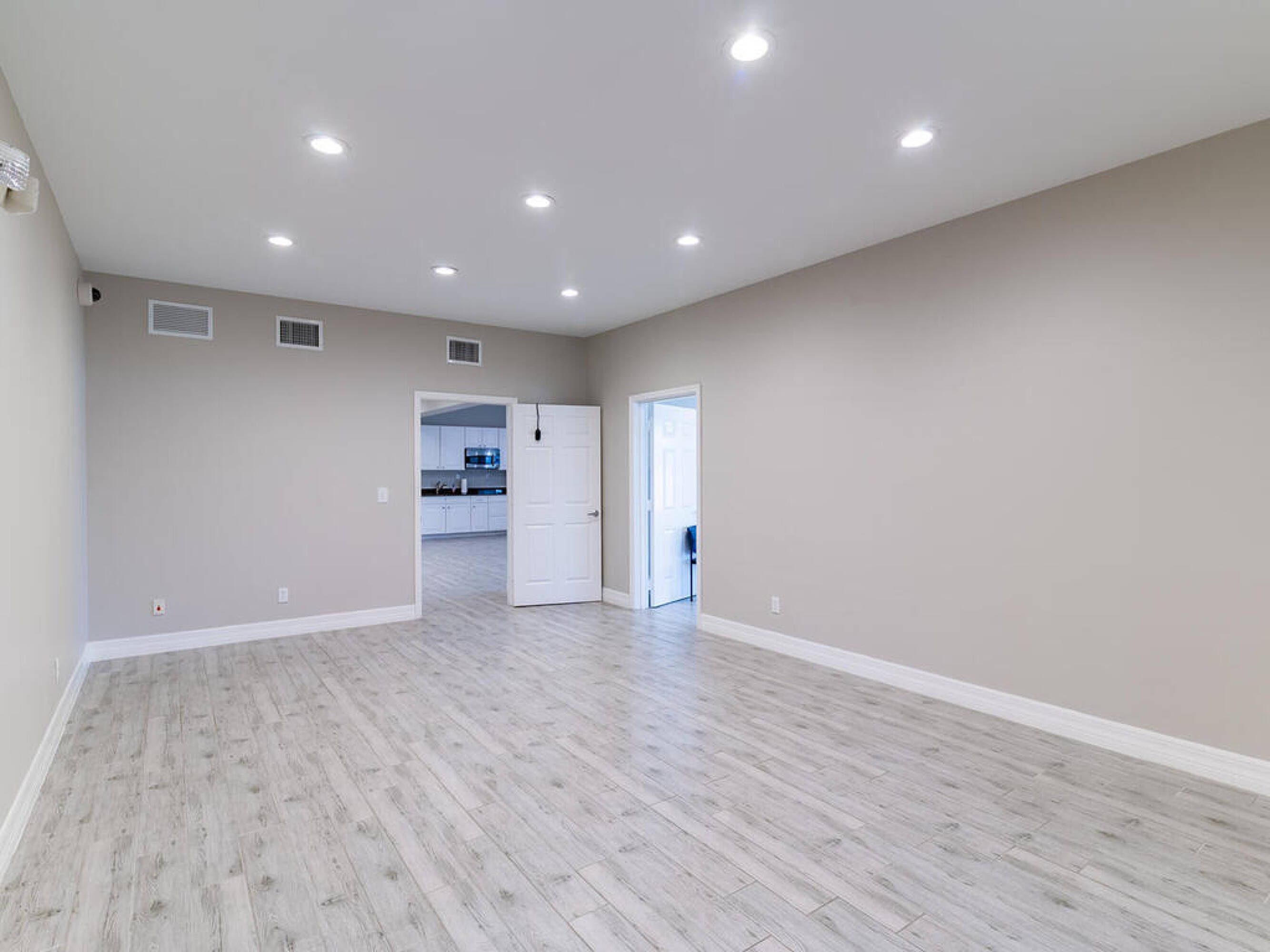 3526 Plover Ave, Naples, FL 34117