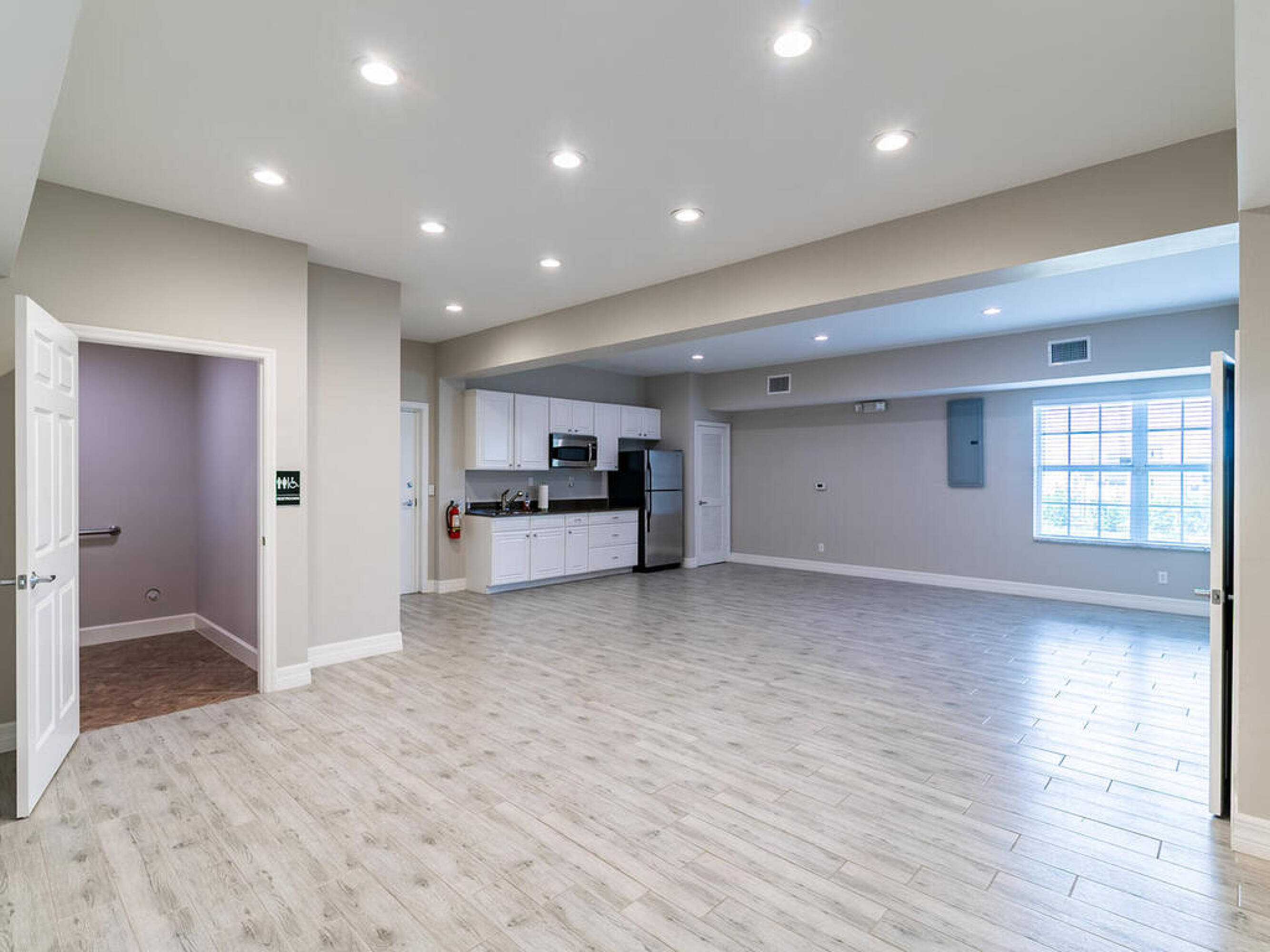 3526 Plover Ave, Naples, FL 34117