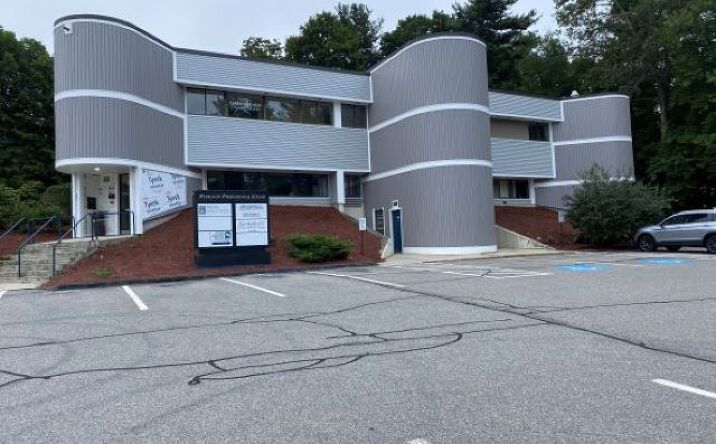 Pictures of Office property located at 39.5 Birch Street Derry, NH, Derry, US 03038 for lease - image #1