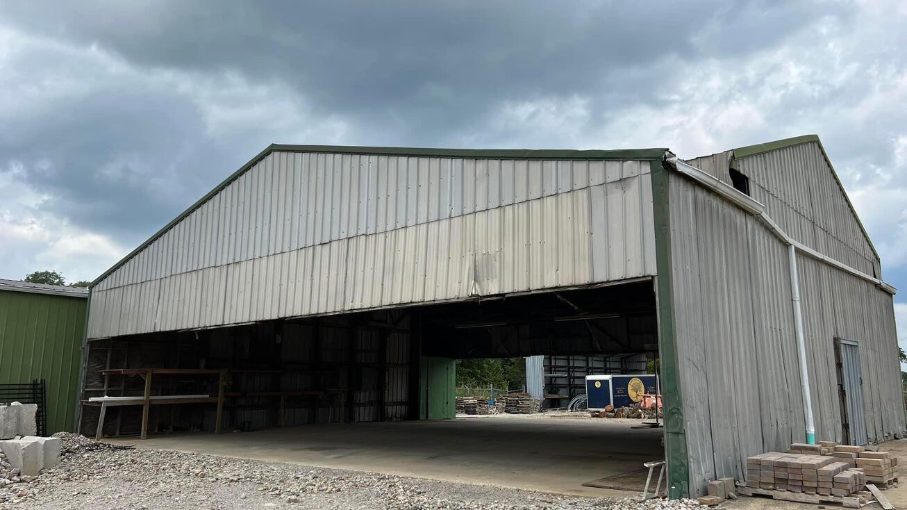 5801 Haunz Ln, Louisville, KY 40241