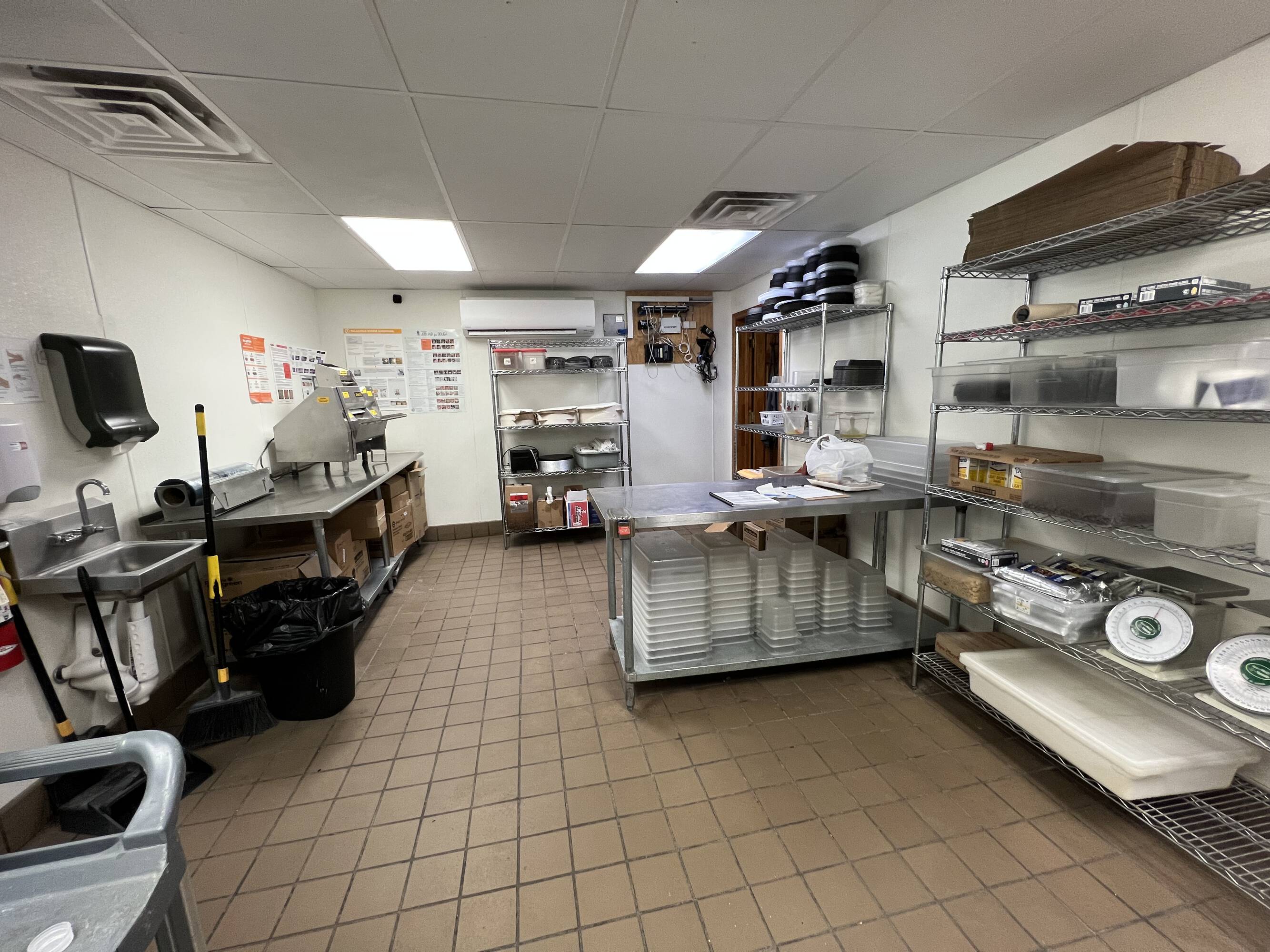 421 Frankford Ave, Lubbock, TX 79416