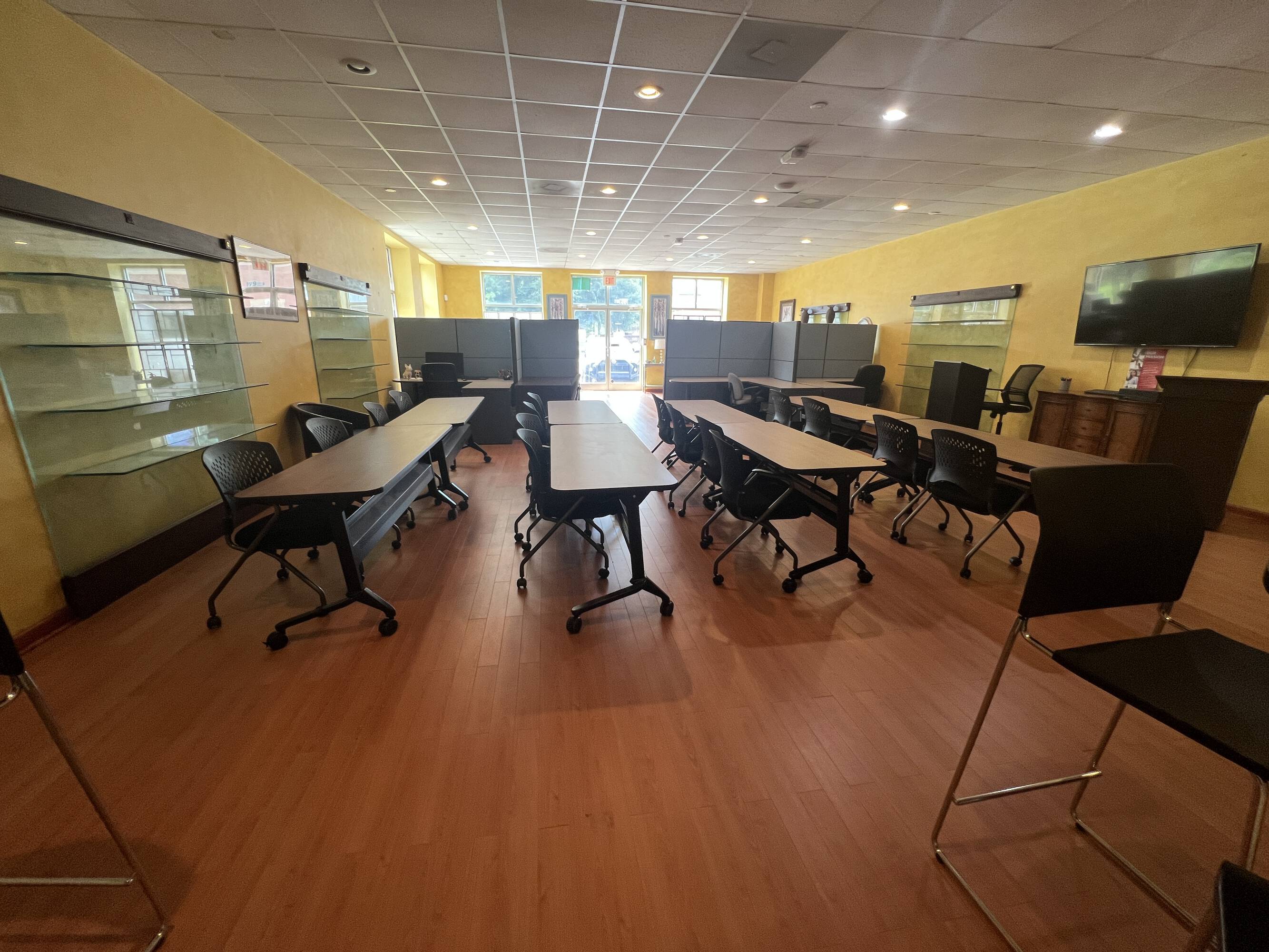 699 Bultman Dr, Sumter, SC 29150