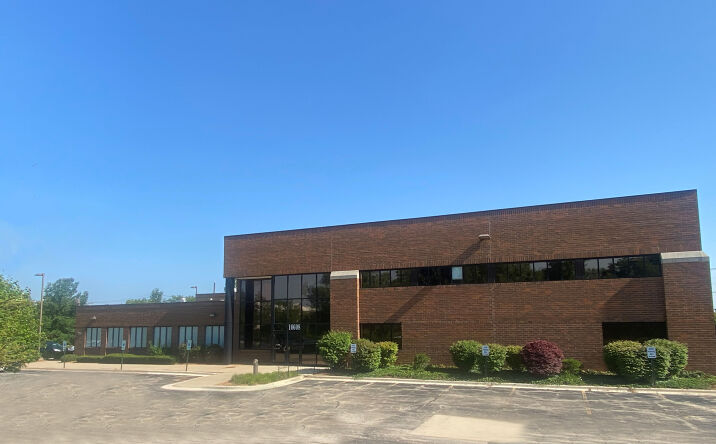 Pictures of Special Purpose property located at 10608 163rd Pl, Orland Park, IL 60467 for lease - image #1