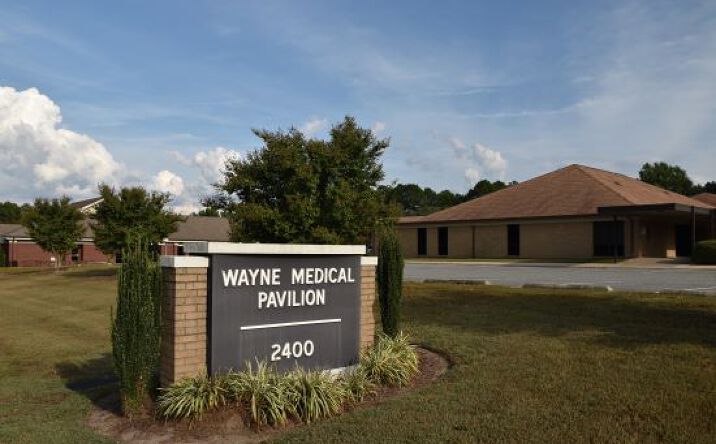 Pictures of Office property located at 2400 Wayne Memorial Dr, Goldsboro, NC 27534 for lease - image #1