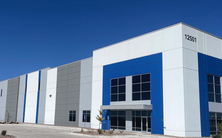 Pictures of Industrial property located at 12501 Plum Dr, Urbandale, IA 50323 for lease - image #1
