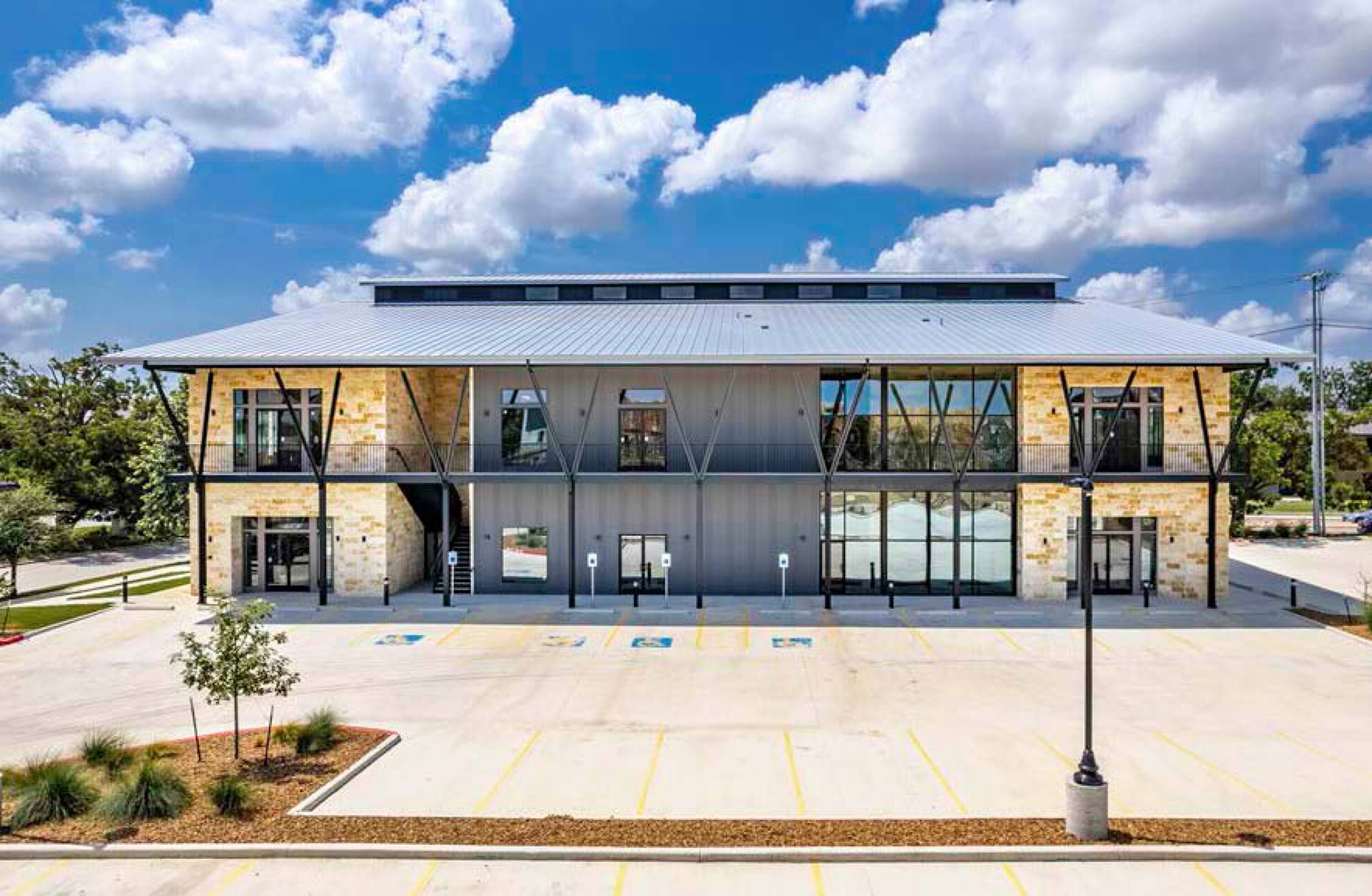 640 N Walnut Ave, New Braunfels, TX 78130