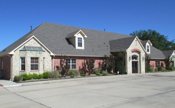 Pictures of Office property located at 2012 S Post Rd, Midwest City, OK 73130 for lease - image #1