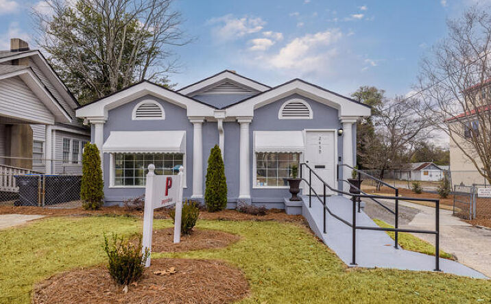 Pictures of Office property located at 2455 Wrightsboro Rd, Augusta, GA 30904 for lease - image #1