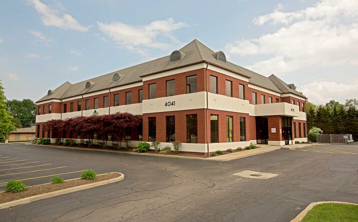 Pictures of Office property located at 4041 W Sylvania Ave, Toledo, OH 43623 for lease - image #1